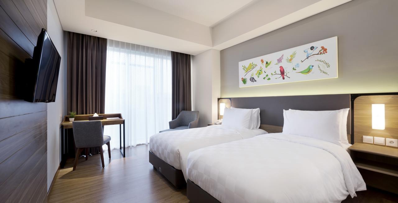Hotel Aviary Bintaro Serpong Esterno foto