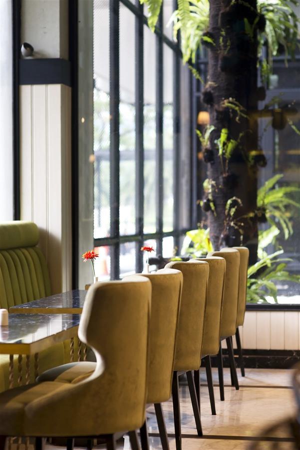 Hotel Aviary Bintaro Serpong Esterno foto