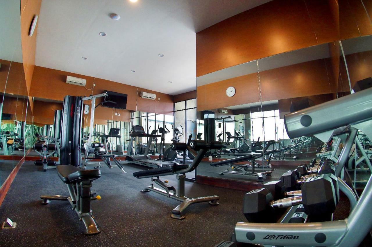 Hotel Aviary Bintaro Serpong Esterno foto